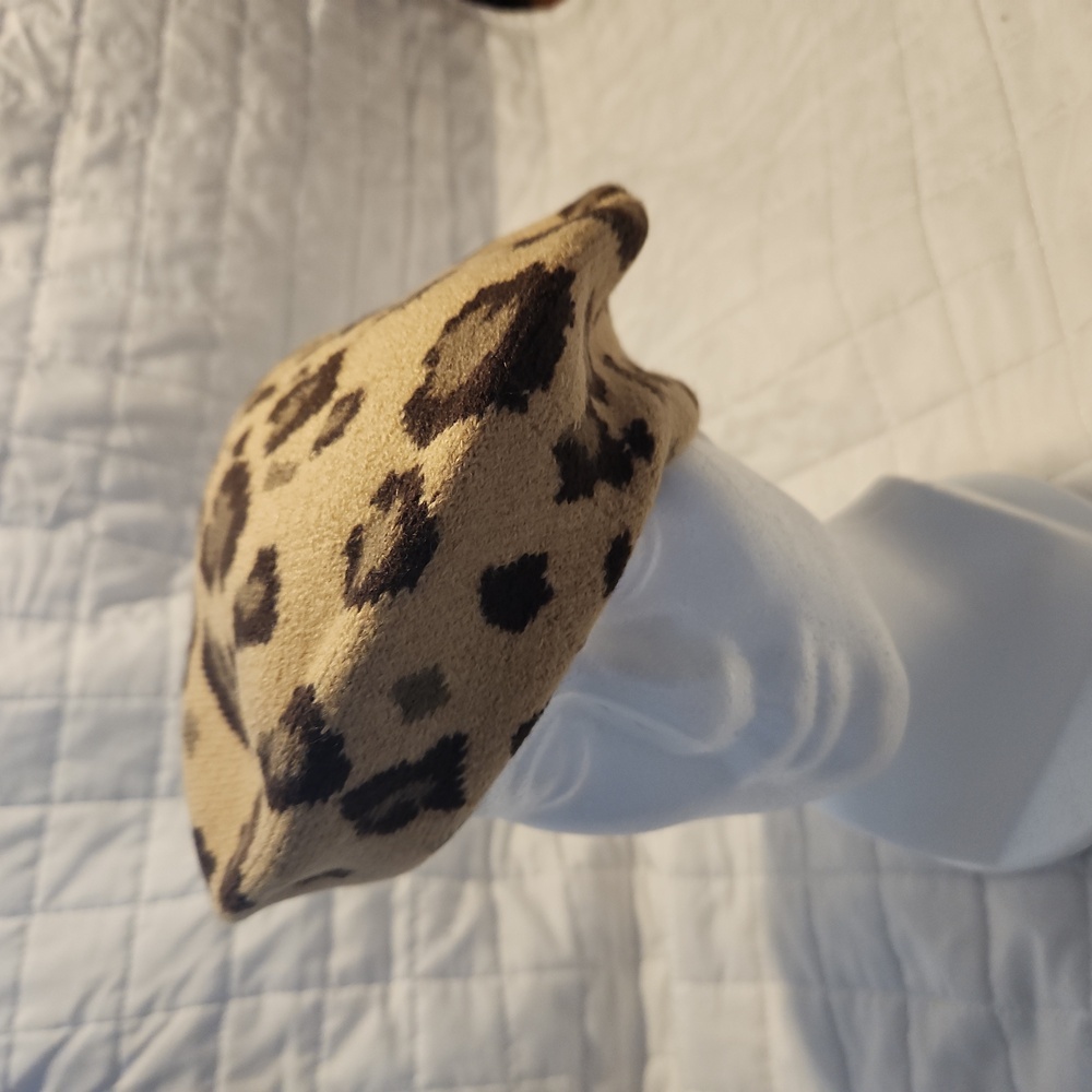 Beret/hat